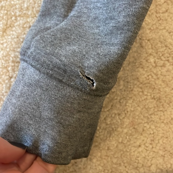 Jordan boys sweatshirt size medium - Picture 2 of 3